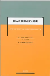 Omslag van Tussen thuis en school