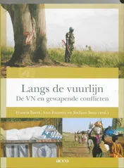 Omslag van Langs de vuurlijn