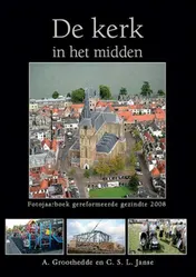 Omslag van De Kerk in het midden