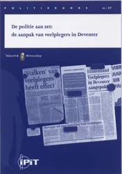 Omslag van De politie aan zet