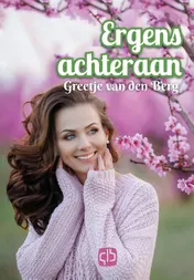 Omslag van Ergens achteraan