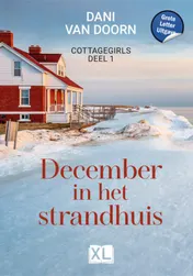 Omslag van December in het strandhuis -Grote Letter Uitgave
