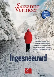 Omslag van Ingesneeuwd - Grote Letter Uitgave