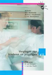 Omslag van Verplegen van kinderen en jeugdigen