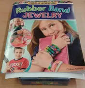 Omslag van Band-it (pakket met loom en boek)