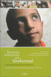 Omslag van Tussen afkomst en toekomst