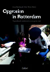 Omslag van Opgroeien in Rotterdam