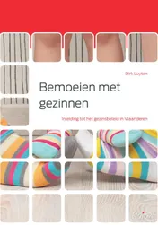 Omslag van Bemoeien met gezinnen