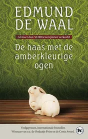 Omslag van De haas met de amberkleurige ogen