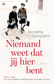 Omslag van Niemand weet dat jij hier bent