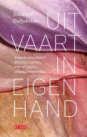 Omslag van Uitvaart in eigen hand