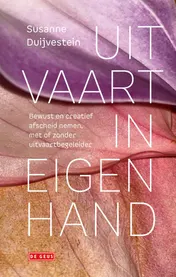 Omslag van Uitvaart in eigen hand