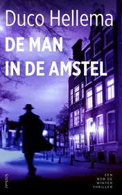 Omslag van De man in de Amstel