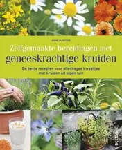 Omslag van Zelfgemaakte bereidingen met geneeskrachtige kruiden