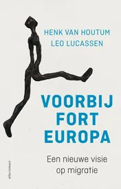 Omslag van Voorbij Fort Europa