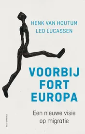Omslag van Voorbij Fort Europa