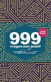 Omslag van 999 vragen aan jezelf jaarboek