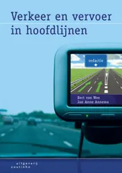 Omslag van Verkeer en vervoer in hoofdlijnen