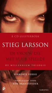 Omslag van De vrouw die met vuur speelde