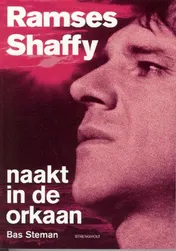 Omslag van Ramses Shaffy naakt in de orkaan