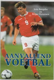 Omslag van Aanvallend voetbal