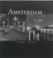 Omslag van Amsterdam bij nacht