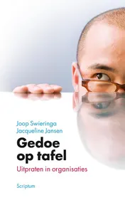 Omslag van Gedoe op tafel
