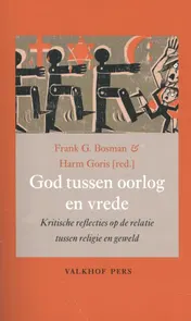 Omslag van God tussen oorlog en vrede