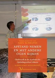 Omslag van Afstand nemen en met andere ogen kijken