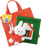 Omslag van nijntje tasje met boek en pluche