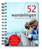 Omslag van 52 wandelingen met schrijvers naar hun jeugd