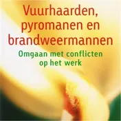 Omslag van Vuurhaarden, pyromanen en brandweermannen
