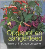 Omslag van Opgepot en aangekleed