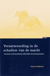 Omslag van Verantwoording in de schaduw van de macht