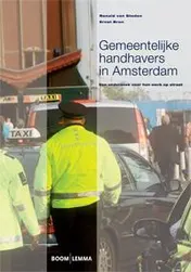 Omslag van Gemeentelijke handhavers in Amsterdam