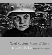 Omslag van De witte helm