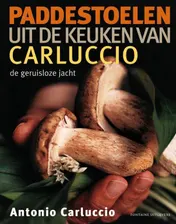 Omslag van Paddestoelen uit de keuken van Carluccio