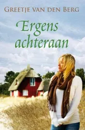 Omslag van Ergens achteraan