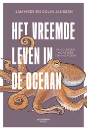 Omslag van Het vreemde leven in de oceaan