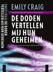 Omslag van De doden vertellen mij hun geheimen