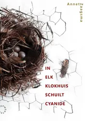 Omslag van In elk klokhuis schuilt cyanide