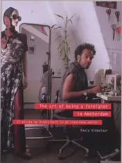 Omslag van The art of being a foreigner in Amsterdam
