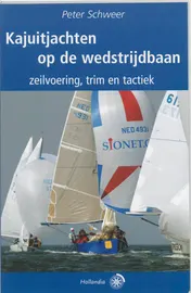 Omslag van Kajuitjachten op de wedstrijdbaan