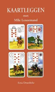 Omslag van Kaartleggen met Mlle Lenormand