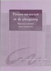 Omslag van Passen en meten in de pleegzorg