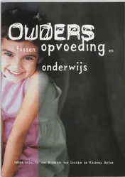 Omslag van Ouders tussen opvoeding en onderwijs