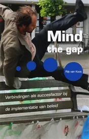 Omslag van Mind the gap