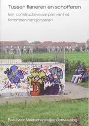 Omslag van Tussen flaneren en schofferen