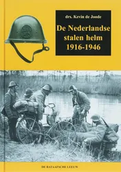 Omslag van De Nederlandse stalen helm