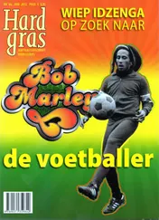 Omslag van Bob Marley, een levenlang voetbal